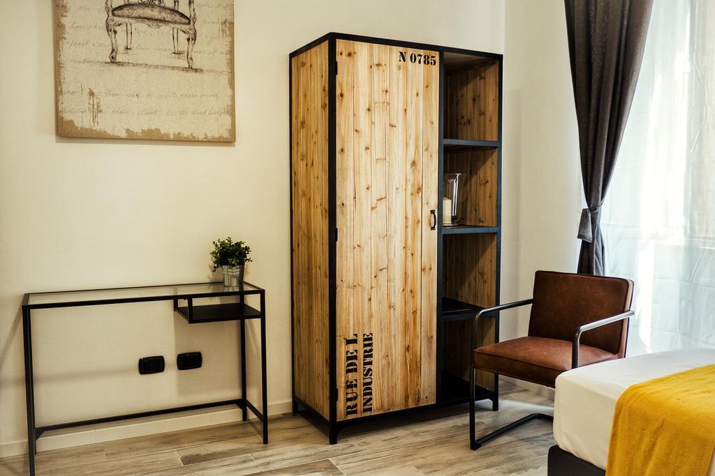 Bmga L Stylish Industrial Termini Rom